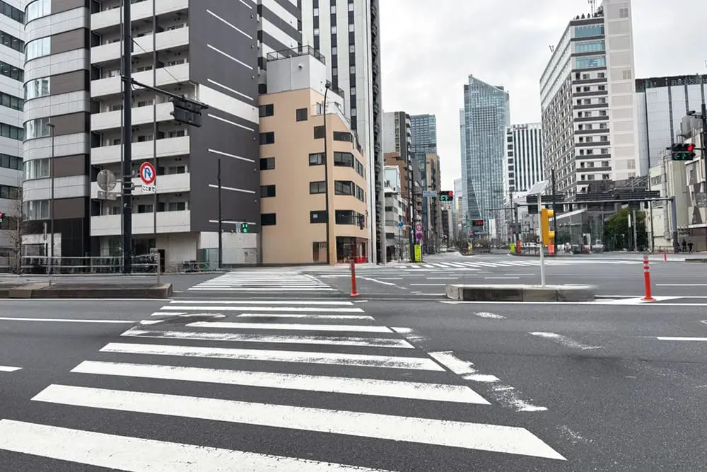 交差点の横断歩道