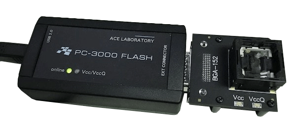 PC-3000 Flash本体とNAND読み出し用アダプター