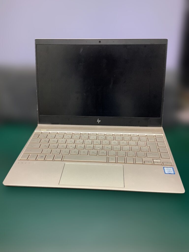 今回お預かりしたHP製のノートPC